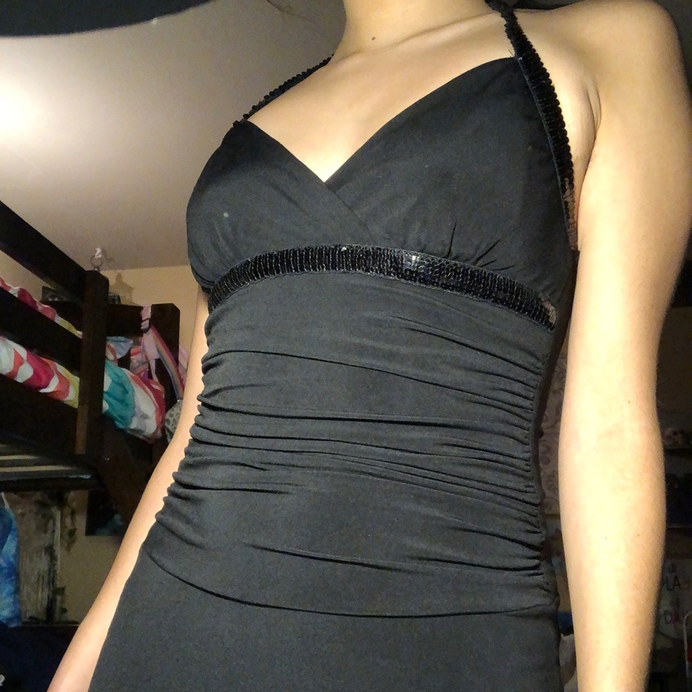 ADORABLE 2000s TIE LITTLE BLACK DRESS!